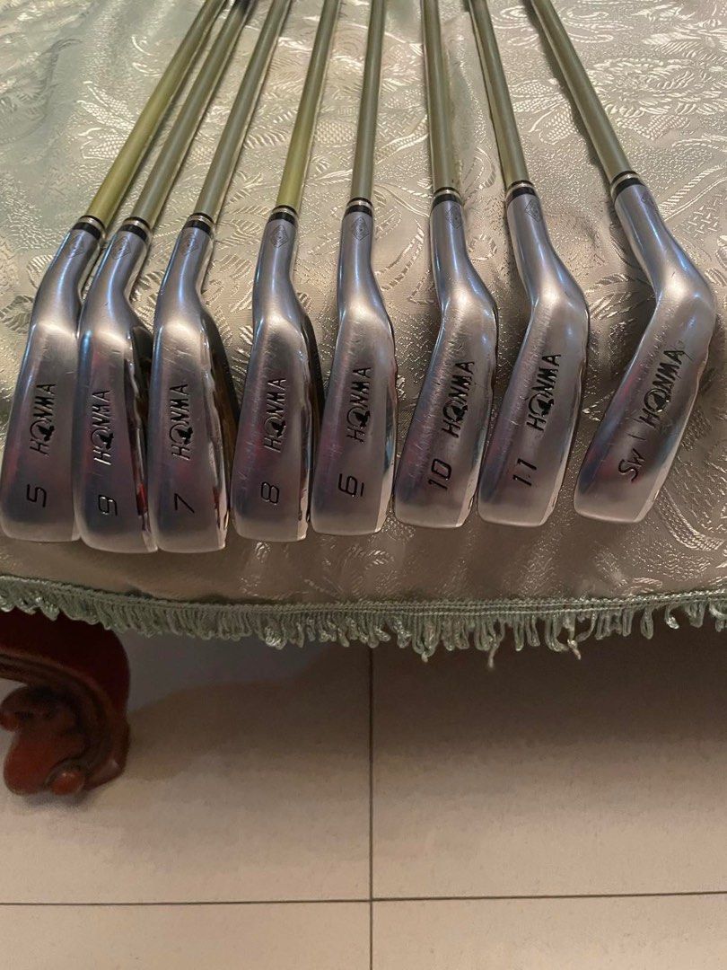 Honma Beres IS-06 2 Star (Category: Golf) located in Antipolo. Submitted by allianaccasas (Listing ID 1254274947, Image 1). Description: .