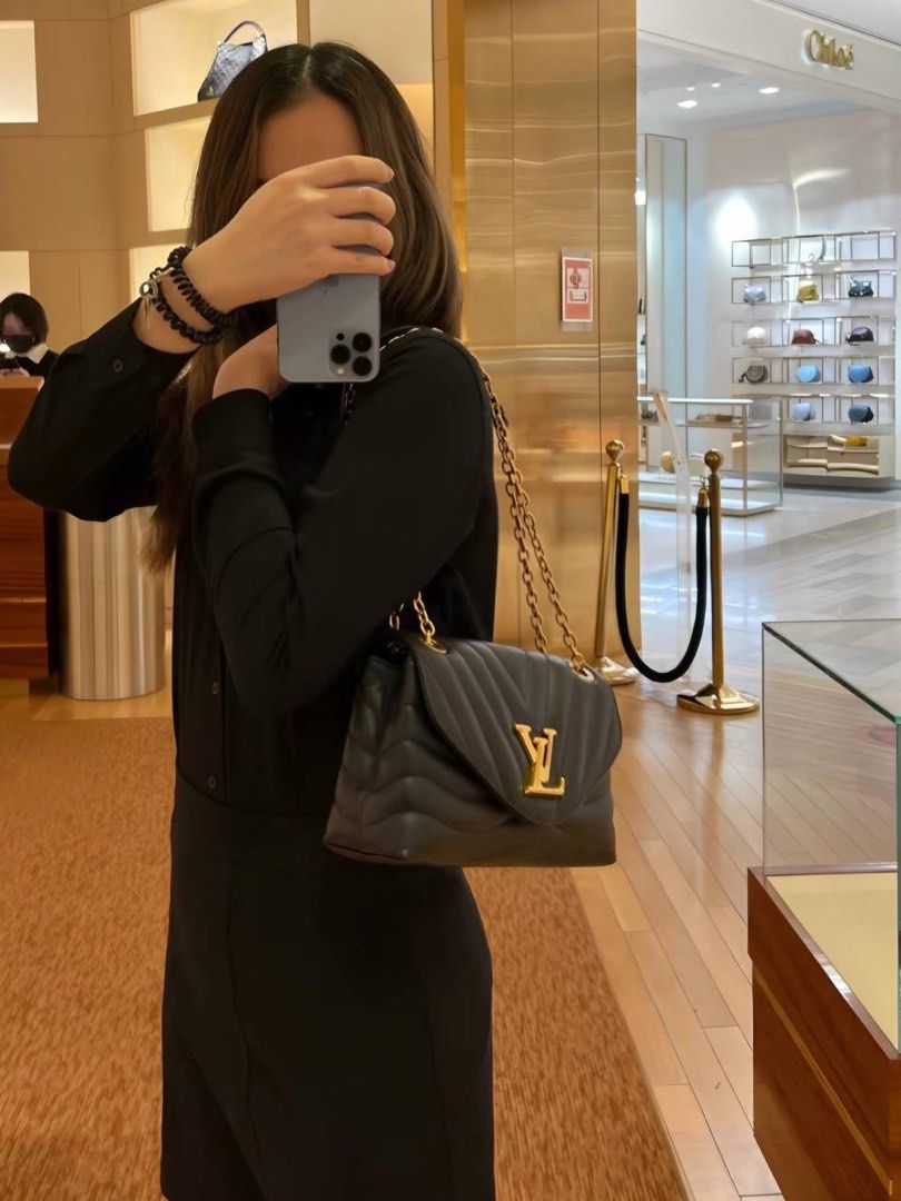 Louis Vuitton New Wave Chain PM - Black Shoulder Bags, Handbags
