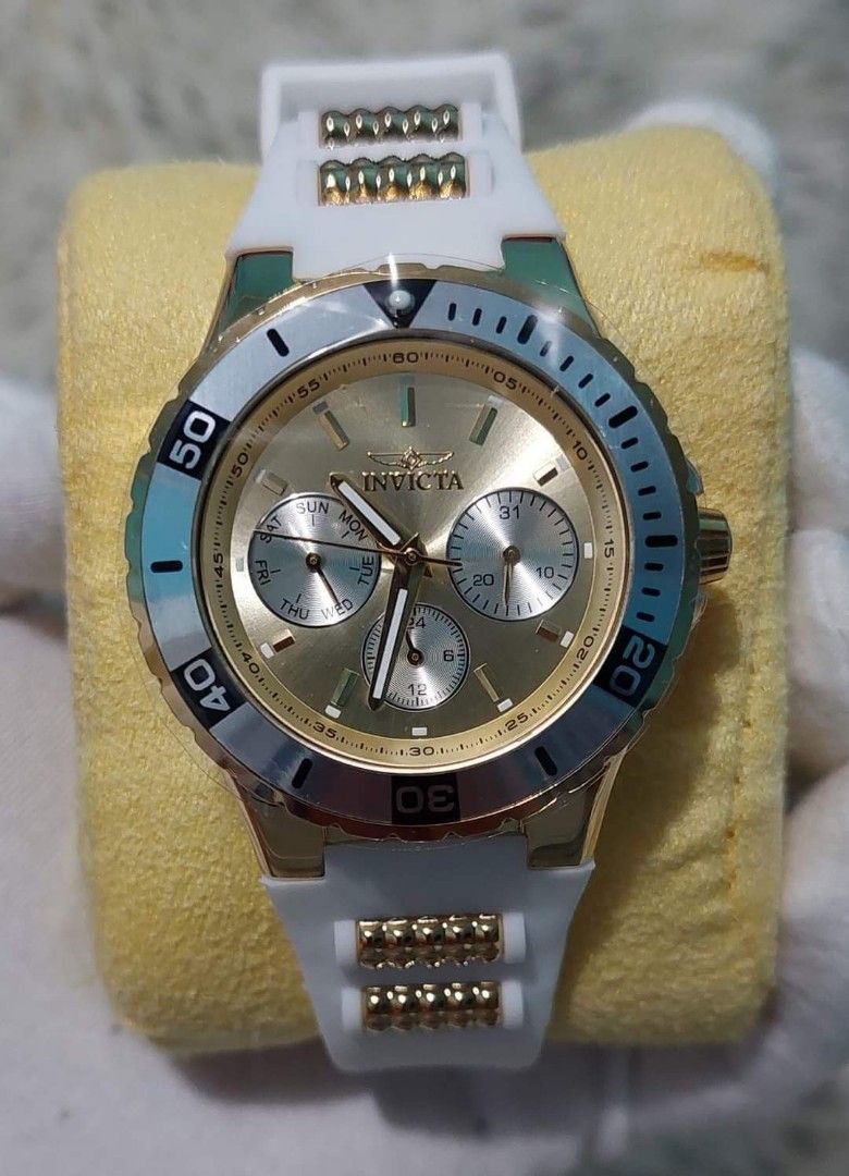 Invicta aviator on sale tritnite