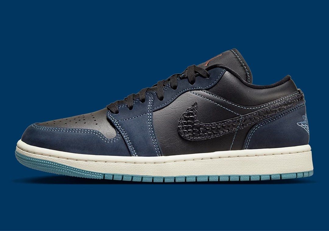 Jordan 1 low sales snakeskin