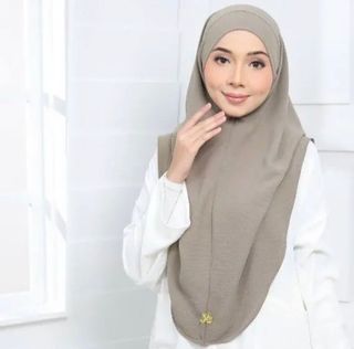 Khimar in Champagne