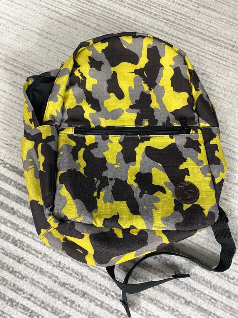 Kids hotsell camo backpack