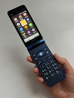 KYOCERA GRATINA KYF39 (navy blue) Japan android flip phone Any sim (openline)