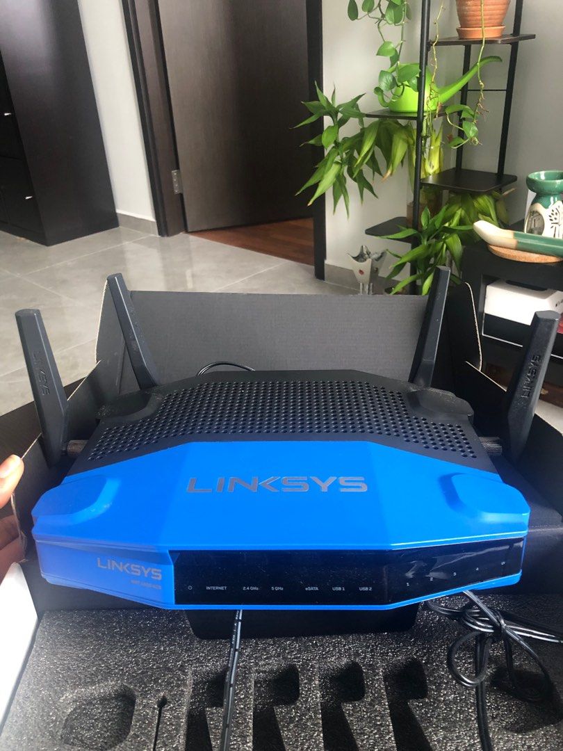 Linksys WRT 1900ACS Smart Wi-Fi Router, Computers & Tech, Parts ...
