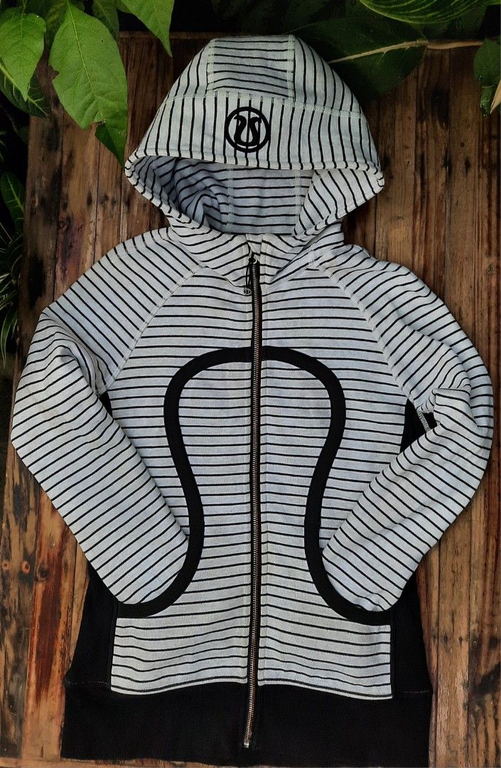 RePrice!!LULULEMON Scuba Hoodie ll, Women's Fashion, Coats, Jackets and  Outerwear on Carousell