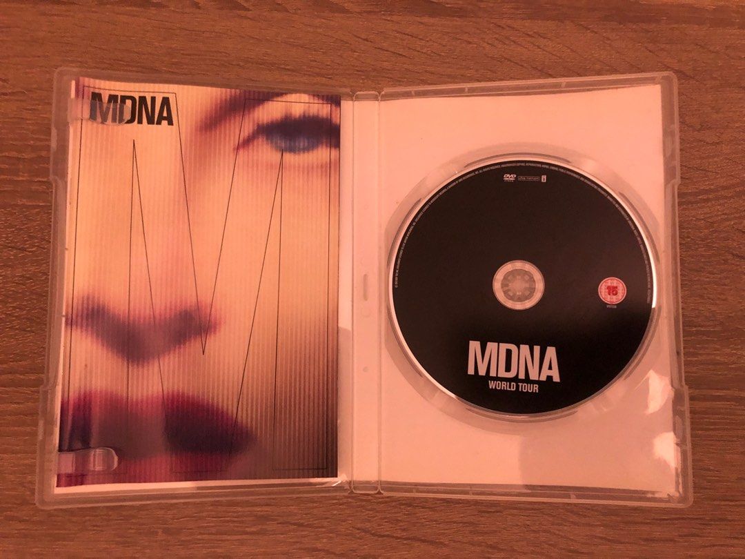 🈹️Madonna ＂MDNA World Tour ＂演唱會DVD, 興趣及遊戲, 音樂、樂器