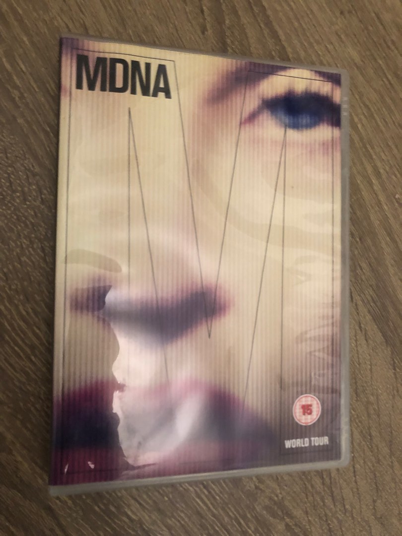 🈹️Madonna ＂MDNA World Tour ＂演唱會DVD, 興趣及遊戲, 音樂、樂器