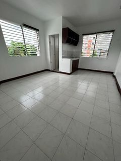 MAKATI ROOM FOR RENT
