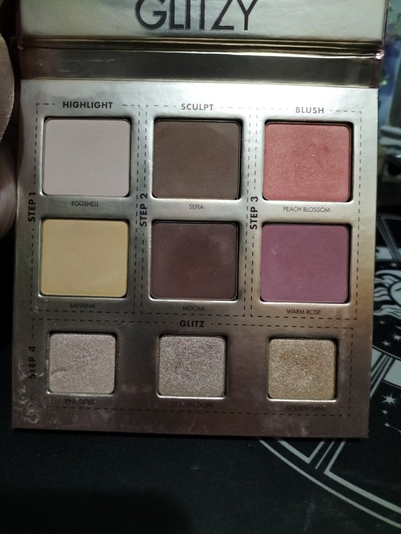 Makeup Forever Glitzy Palette Review & Swatches