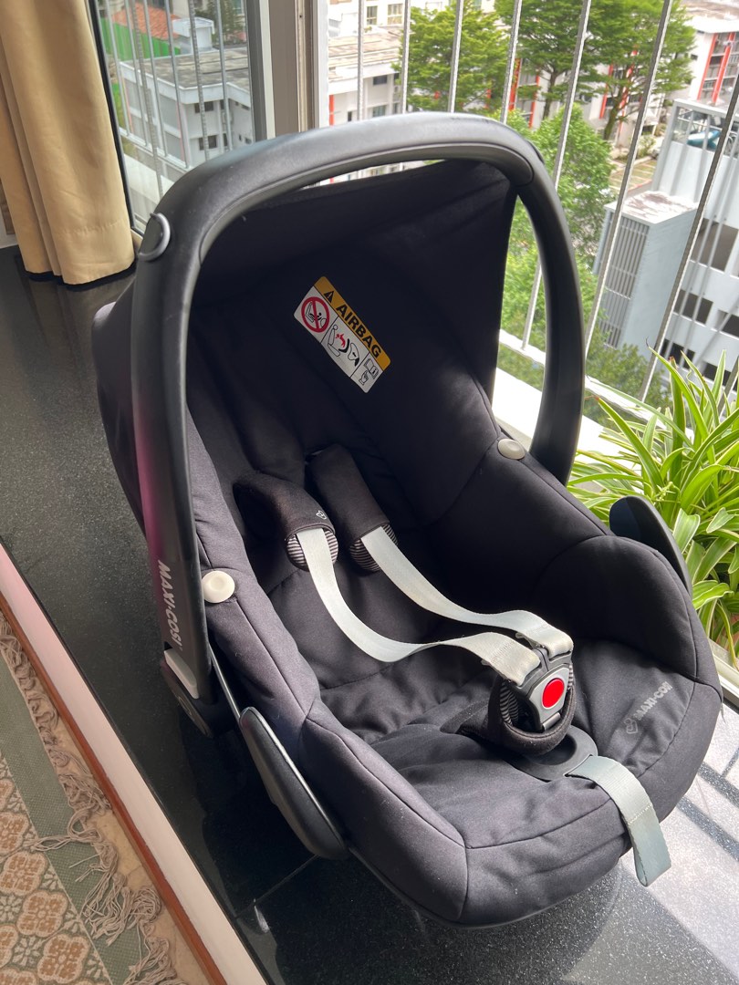 Maxi Cosi Pebble Car Seat, Babies & Kids, Going Out, Car Seats on Carousell