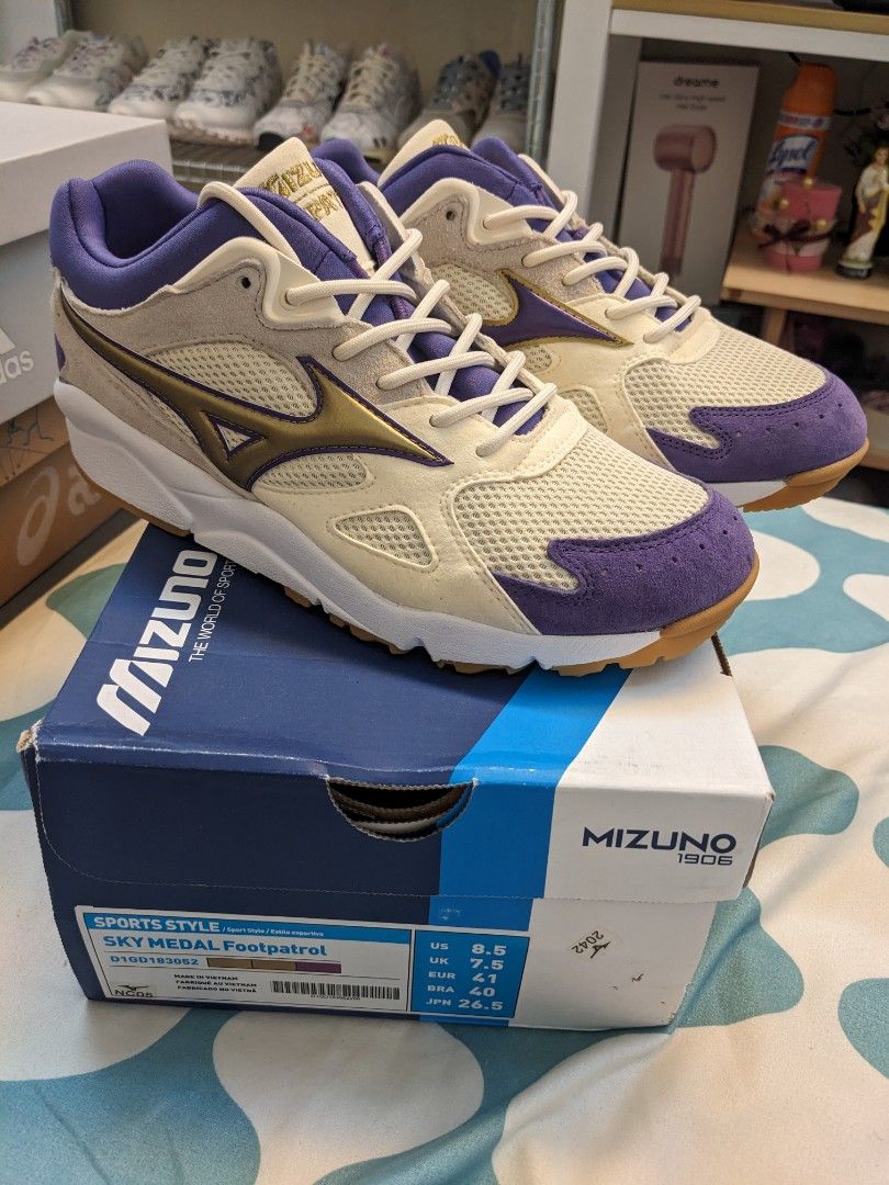 Mizuno Sky Medal Footpatrol
