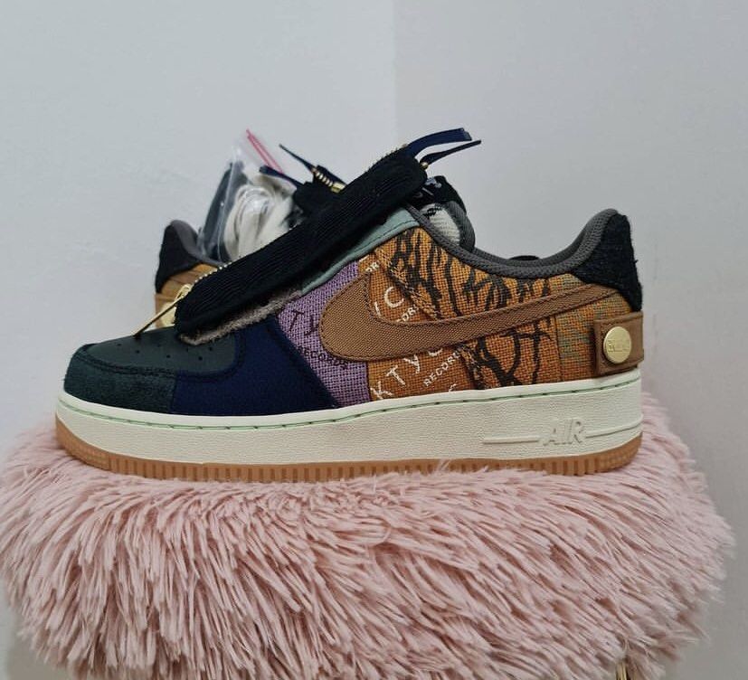 Air force top low travis scott