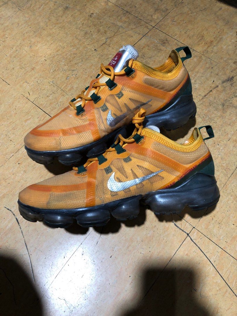Nike Air VaporMax 2019 Canyon Gold Men s 26.5 cm Men s Fashion Footwear Sneakers on Carousell