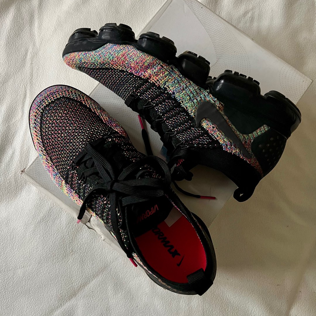 Nike air vapormax flyknit 2 black racer top pink