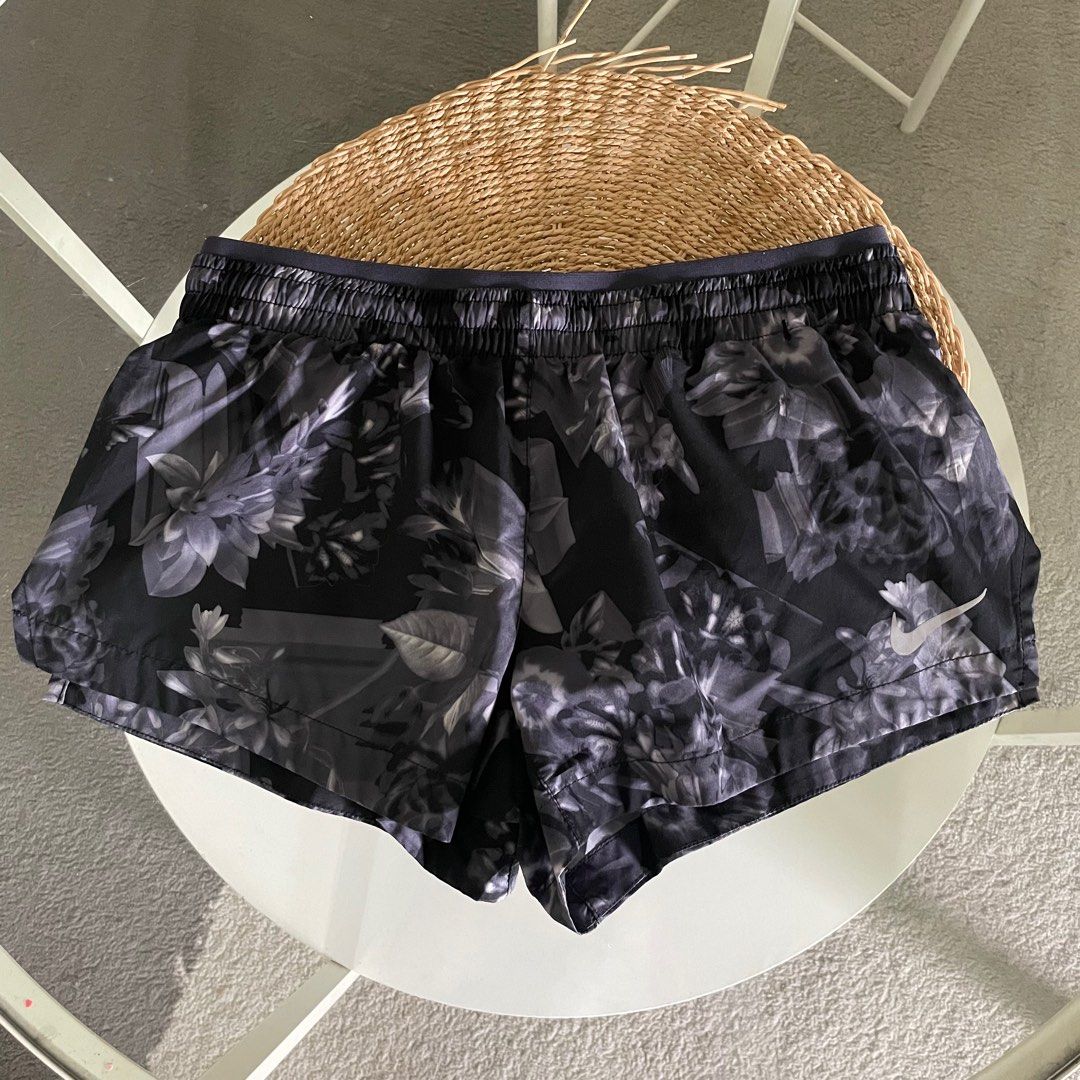 Nike online shorts floral
