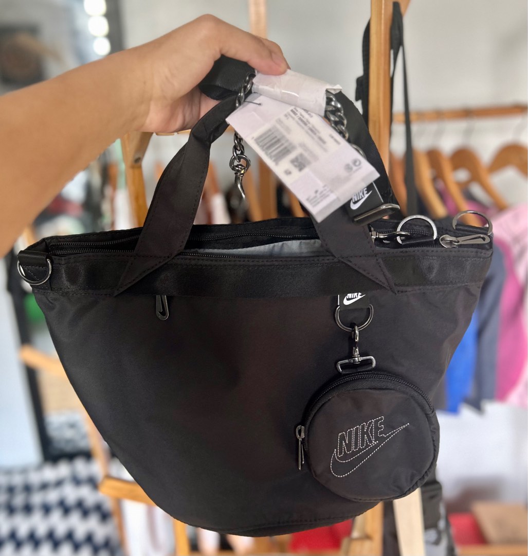 Nike Futura Luxe Tote Bag, Women's Fashion, Bags & Wallets, Tote