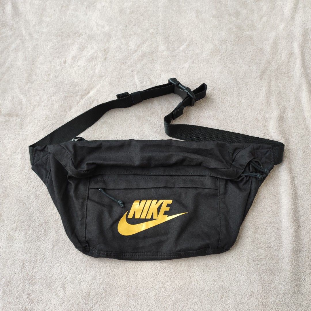 Nike Tech Hip Pack (10L)