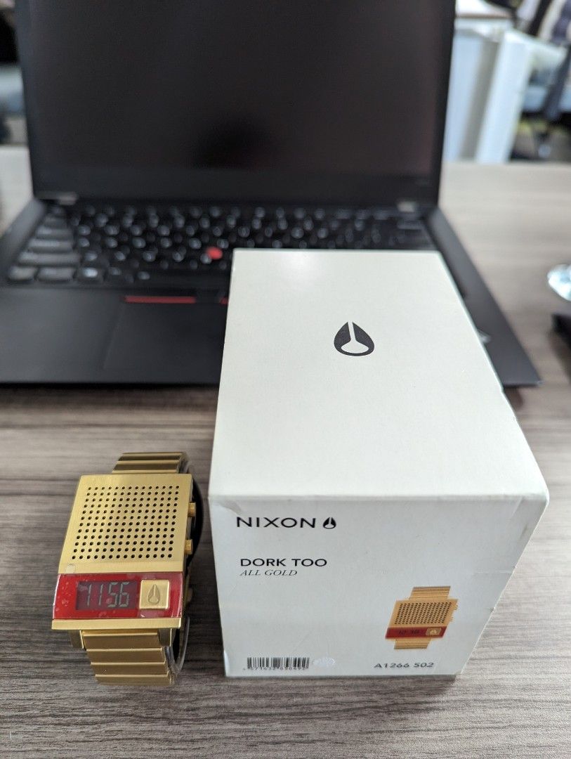 Nixon dork 2024 too harga