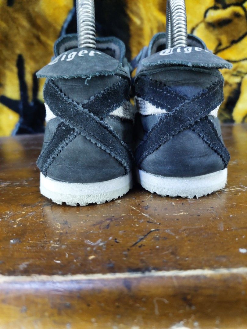 Onitsuka tiger size 6 men. Women 7 Women s Fashion Footwear