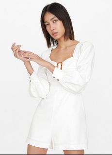 (Category: ) located in . Submitted by kokoclosets (Listing ID 1254417501, Image 1). Description: .