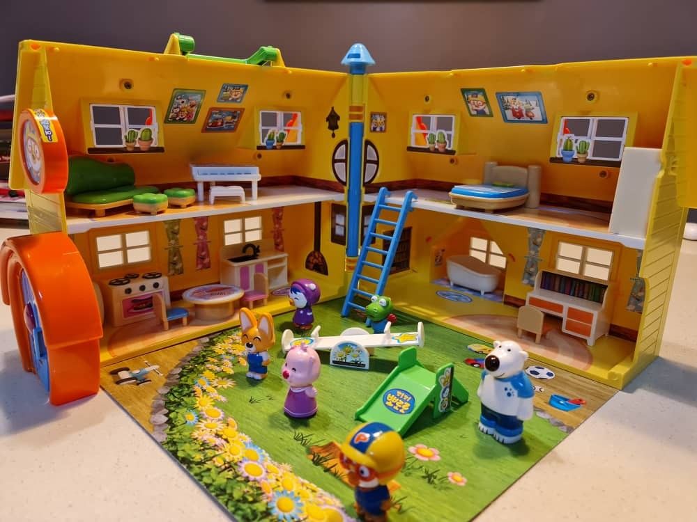 Play 2025 toy house
