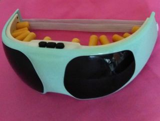 Preloved Eye Massager for Relaxation and Solving Eye Discomfort (with Free 2 AAA Batteries)
