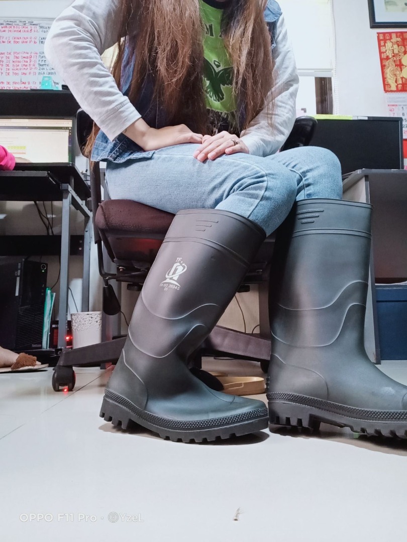 PREORDER MK Rainboots US10, Women's Fashion, Footwear, Boots on Carousell