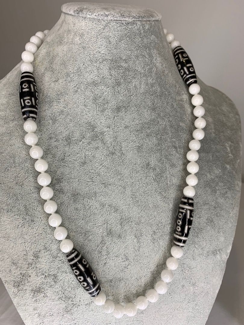 Round White Marble Beads Necklace 32cm 12.5