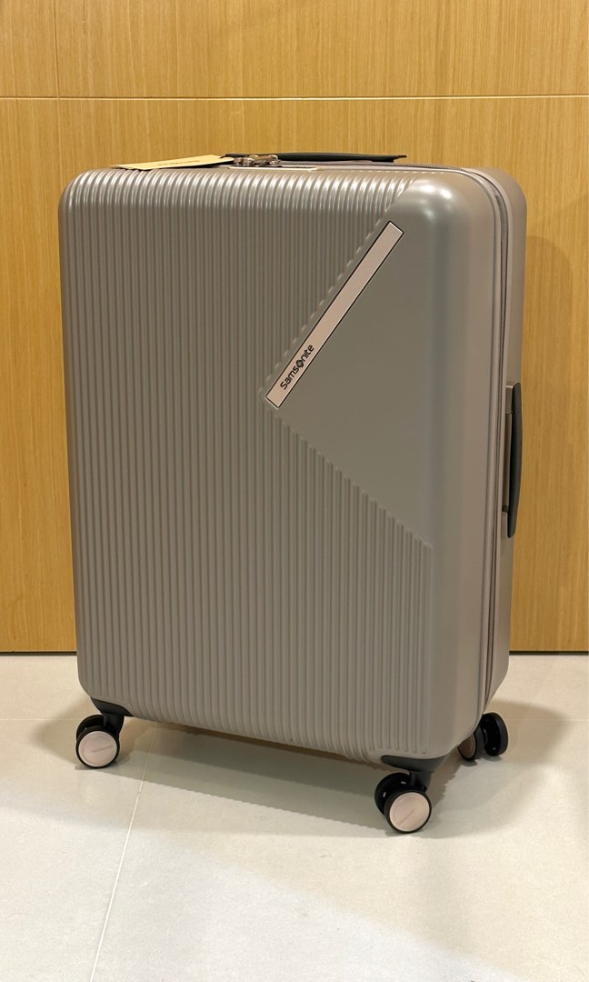 Samsonite tunes 69cm suitcase on sale