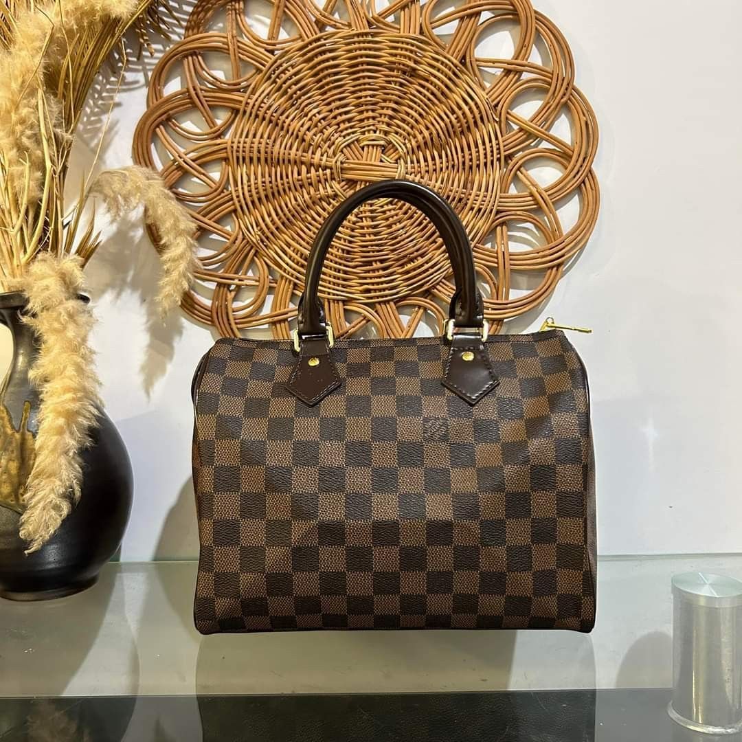 Fendi speedy 25, Luxury, Bags & Wallets on Carousell