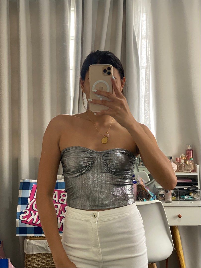 Silver Top, Women's Fashion, Tops, Others Tops on Carousell