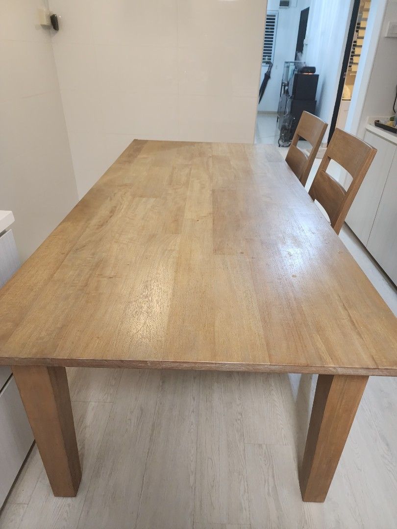 Crate & Barrel Solid Oak Dining Table (Category: Tables & Sets) located in Singapore. Submitted by ninjakilat (Listing ID 1254401802, Image 3). Description: Crate & Barrel Dining Table Wood grained Length 209cm Width 97cm Height 76cm Comes with 2 chairs..