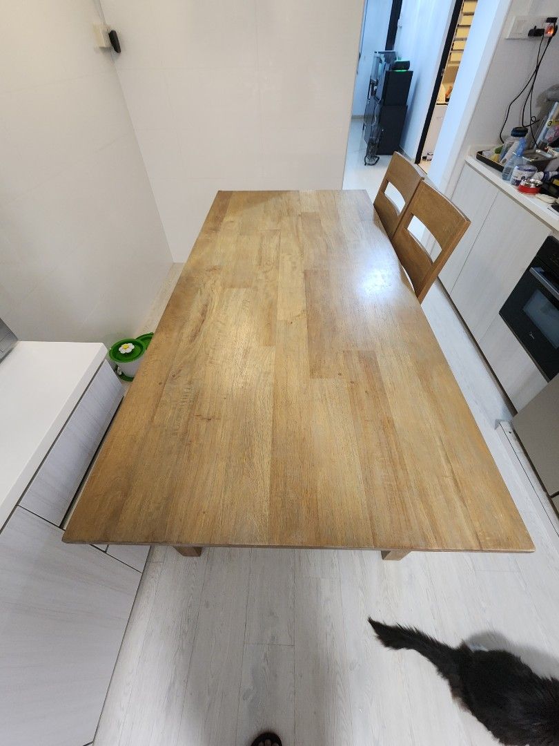 Crate & Barrel Solid Oak Dining Table (Category: Tables & Sets) located in Singapore. Submitted by ninjakilat (Listing ID 1254401802, Image 1). Description: Crate & Barrel Dining Table Wood grained Length 209cm Width 97cm Height 76cm Comes with 2 chairs..