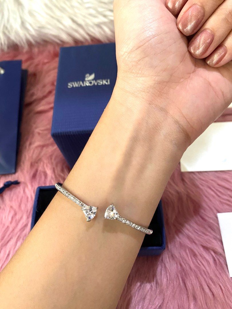 Swarovski heart bangle store
