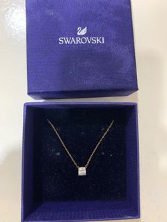 Swarovski rose gold necklace