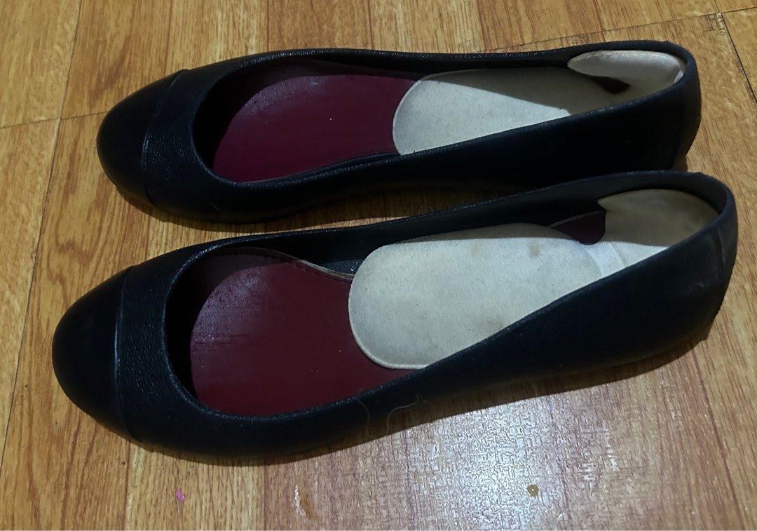 Sandals Jelly Shoes Take 3 Women s Fashion Footwear Flats Sandals on Carousell