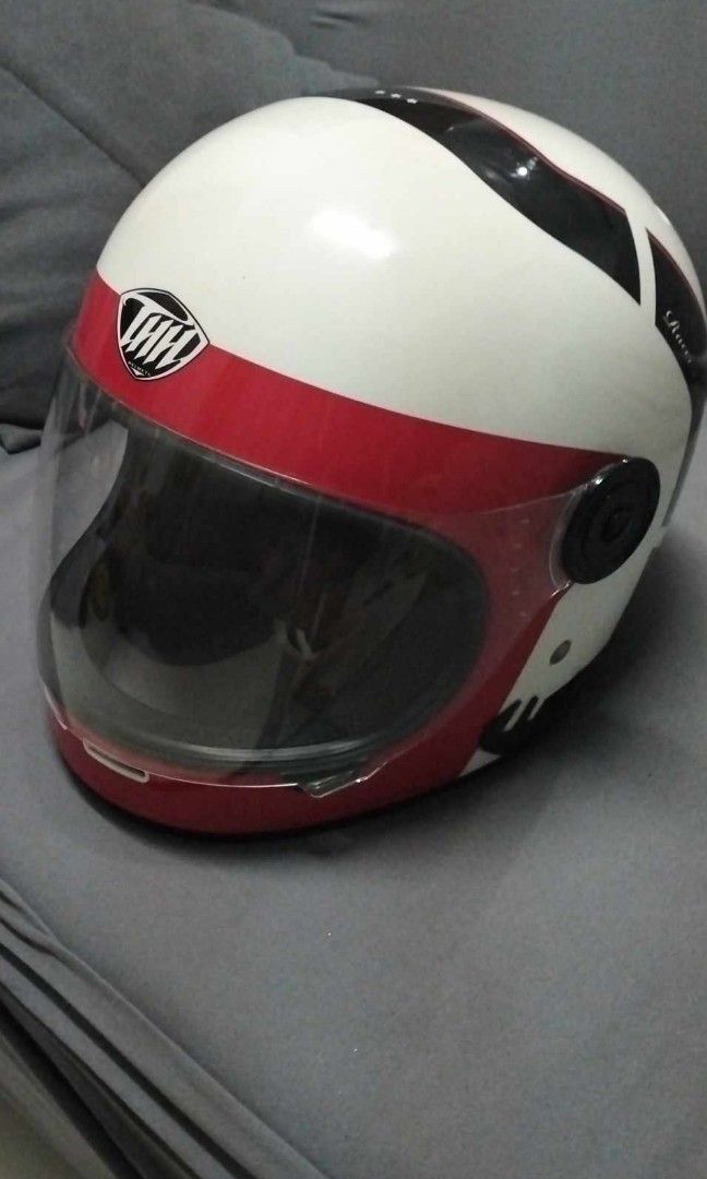Thh helmets under hotsell 4000