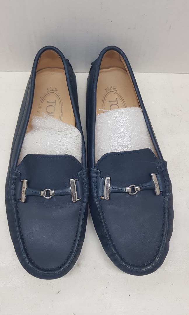 Tod's loafers, Women's Fashion, Footwear, Loafers on Carousell