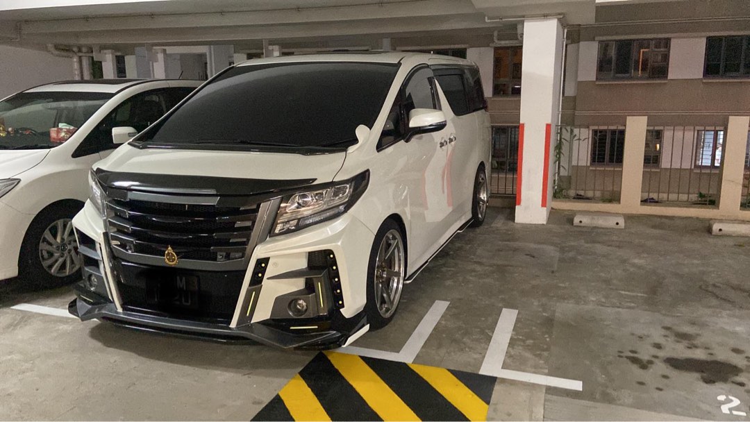 Toyota Alphard Black Pearl: Kemewahan dan Keanggunan dalam Satu Kesatuan