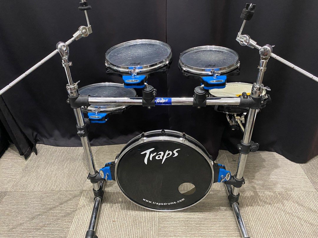 Traps Drum Set A400, Hobbies & Toys, Music & Media, Musical Instruments