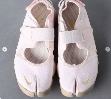Camel toe nike shoes top