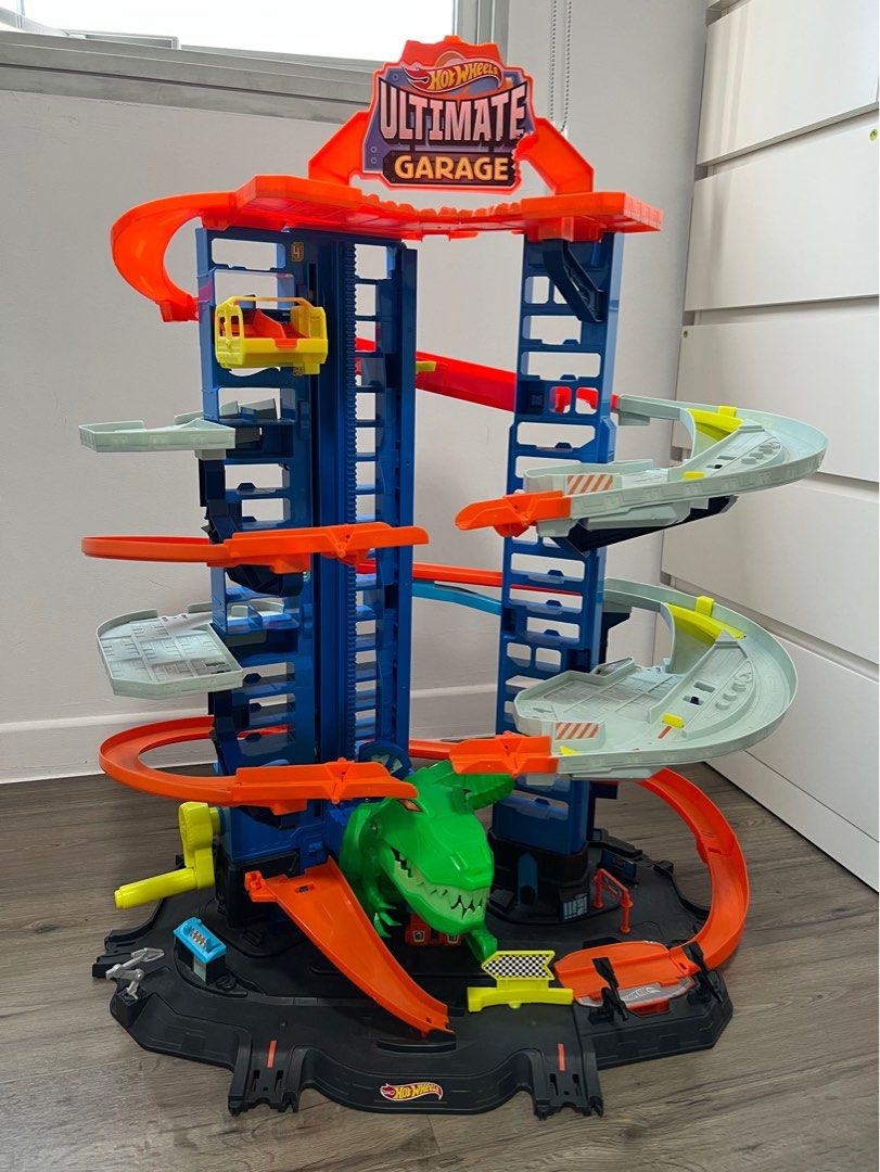 Used hot sale wheels ultimate garage
