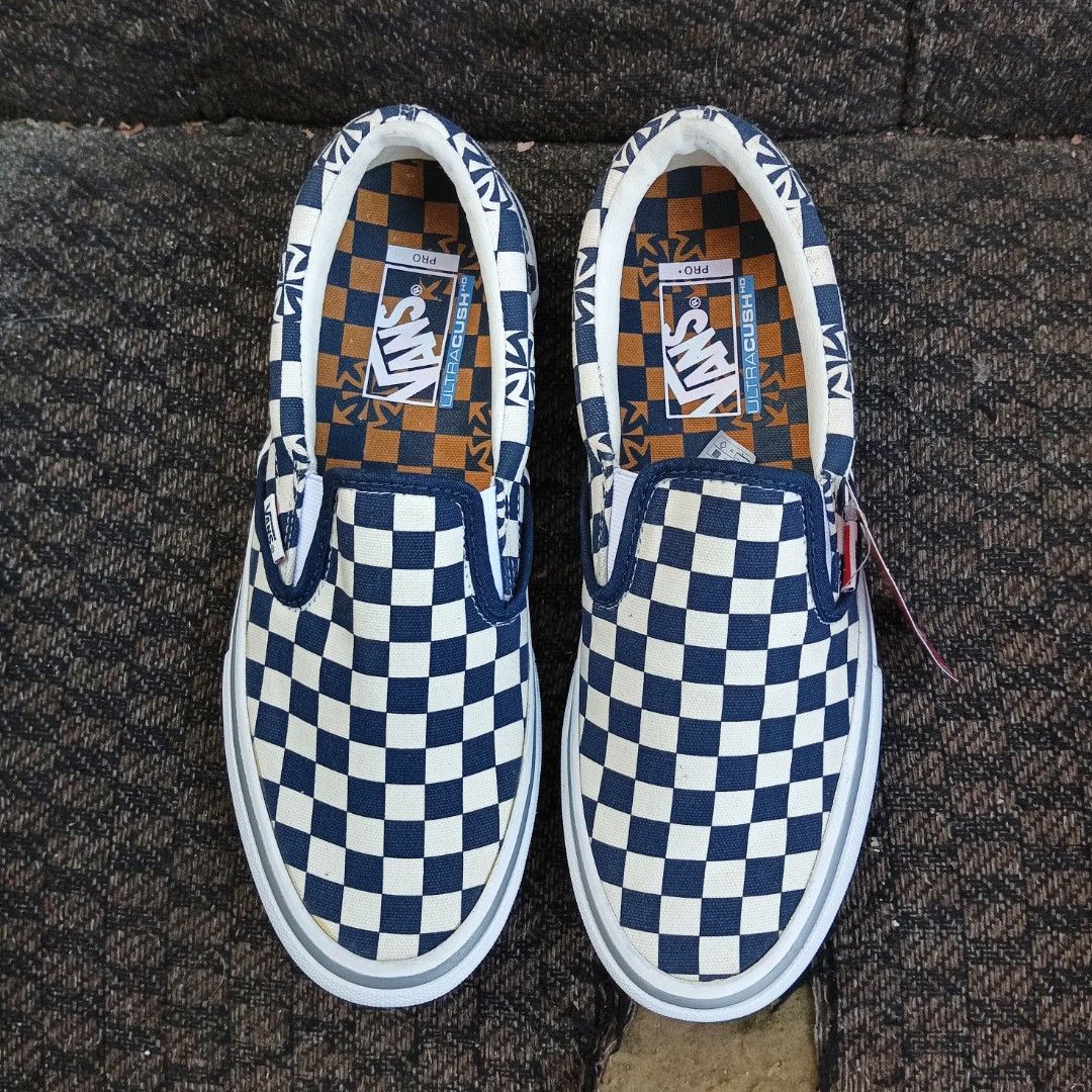 Vans Slip On Pro x Independent Marshmallow DressBlue Fesyen Pria Sepatu Sneakers di Carousell