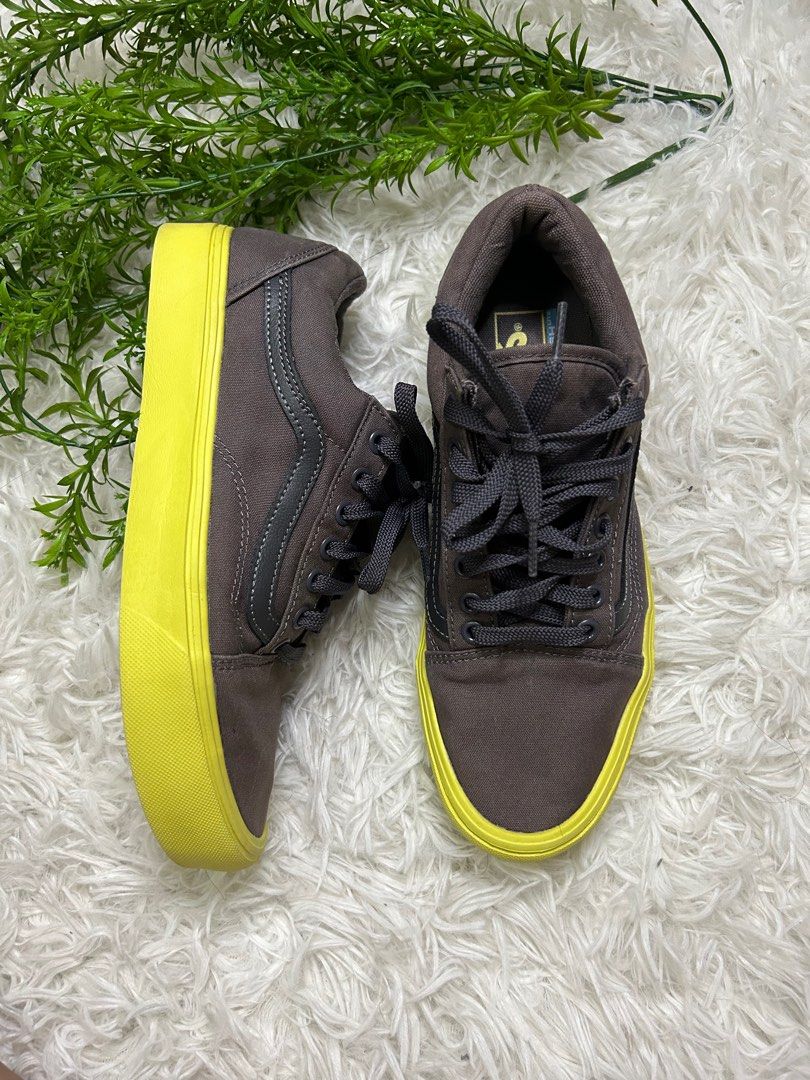 Vans ultracush lite 7.5uk Men s Fashion Footwear Casual shoes