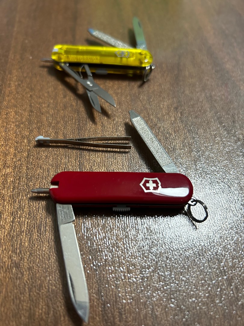 Victorinox 瑞士軍刀$230@1把, 美容＆個人護理, 指甲美容＆其他 - Carousell