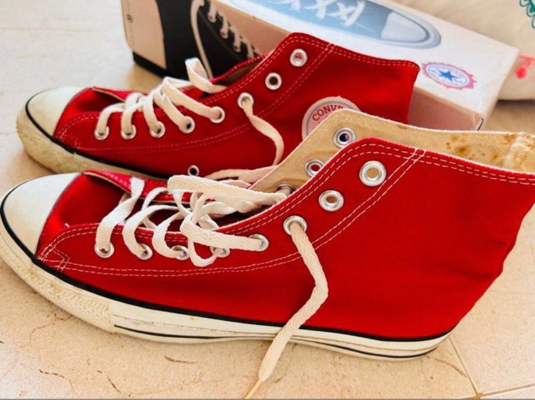 Vintage 90s CONVERSE All Star Chuck Taylor Made in USA Sneakers