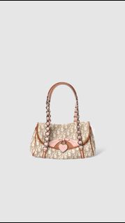 (Category: ) located in . Submitted by designerarchives.ph (Listing ID 1254340934, Image 1). Description: .