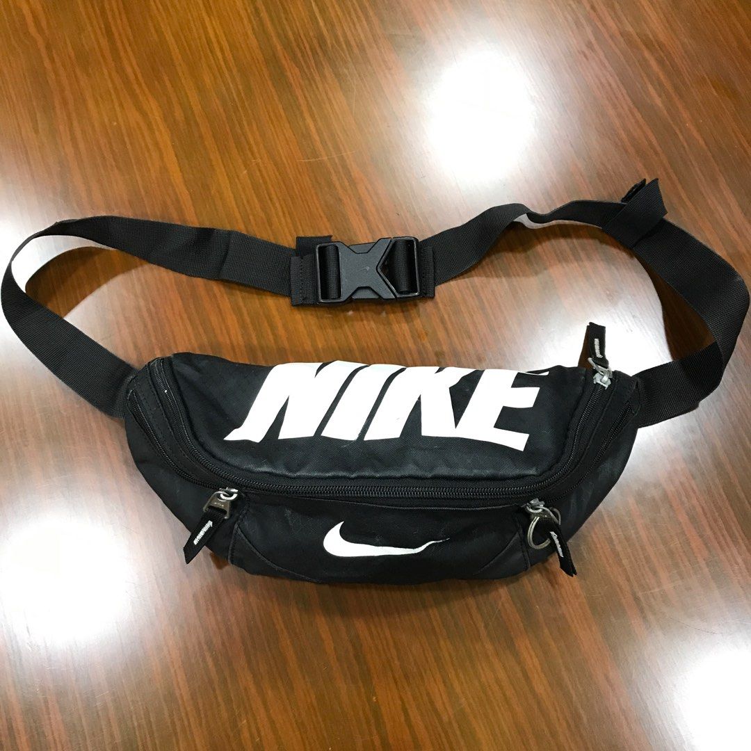 Nike Sling bag, Men's Fashion, Bags, Sling Bags on Carousell