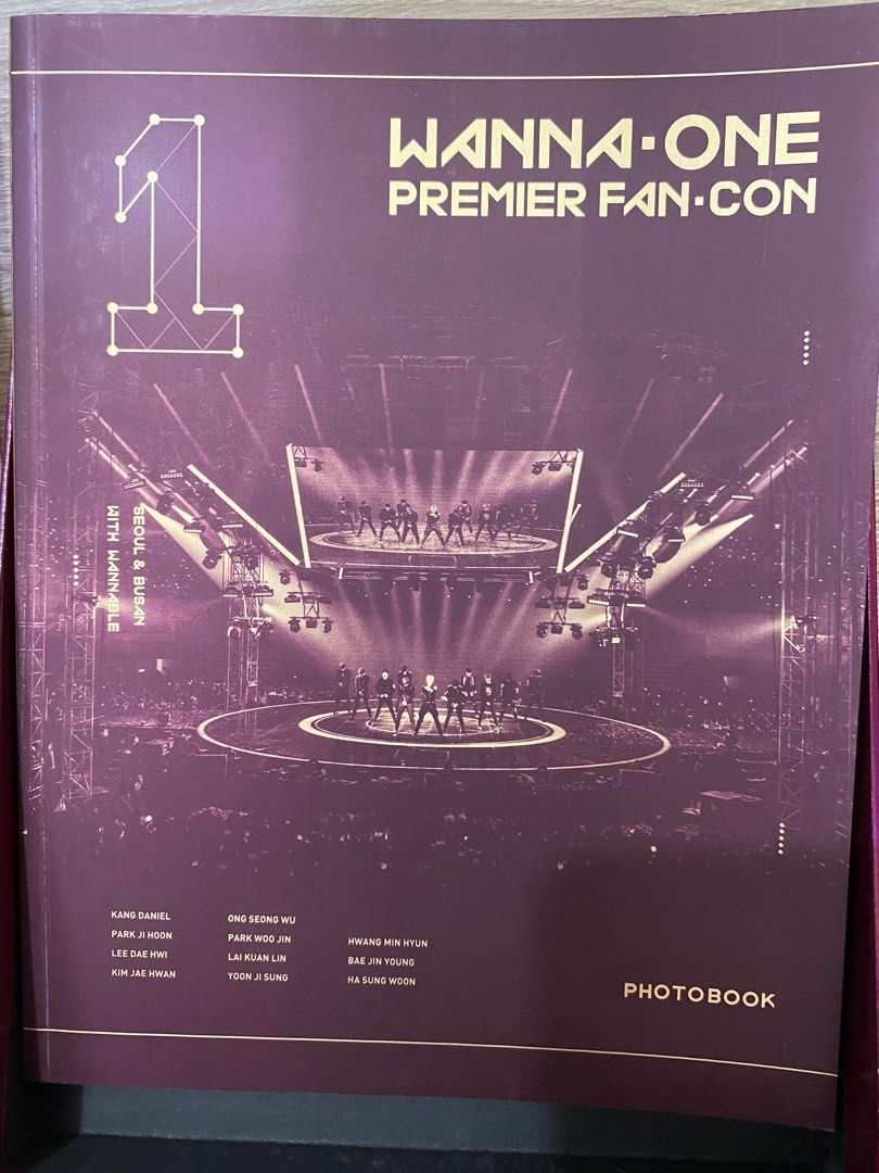 Wanna One premier fancon DVD photobook, 興趣及遊戲, 收藏品及紀念品