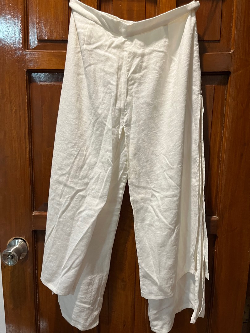 White Beach Pants, Women's Fashion, Bottoms, Other Bottoms on Carousell